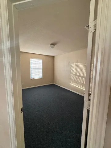 $2,000 | 117 Kemah Lane, Kyle, TX 78640