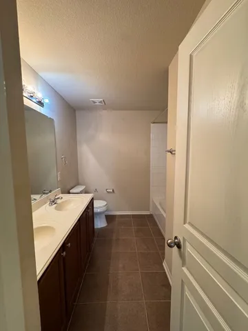 $2,000 | 117 Kemah Lane, Kyle, TX 78640