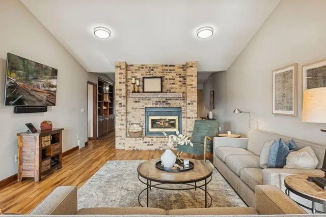 $569,900 | 15135 38th Avenue North, Plymouth, MN 55446