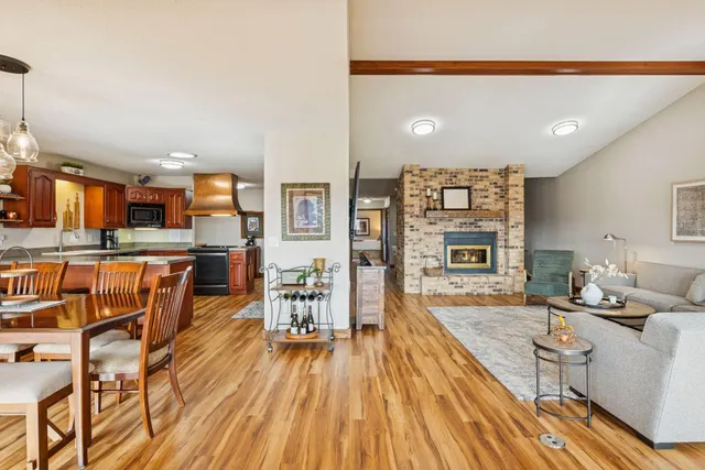 $569,900 | 15135 38th Avenue North, Plymouth, MN 55446