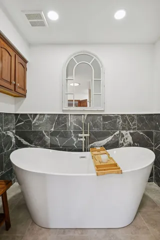 $569,900 | 15135 38th Avenue North, Plymouth, MN 55446