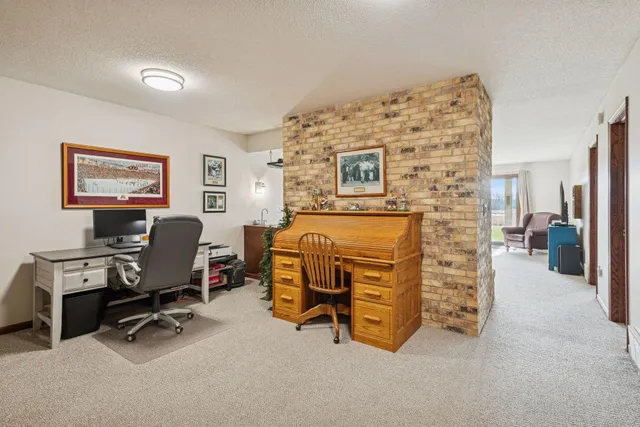 $569,900 | 15135 38th Avenue North, Plymouth, MN 55446