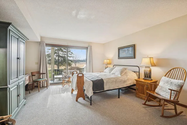 $569,900 | 15135 38th Avenue North, Plymouth, MN 55446