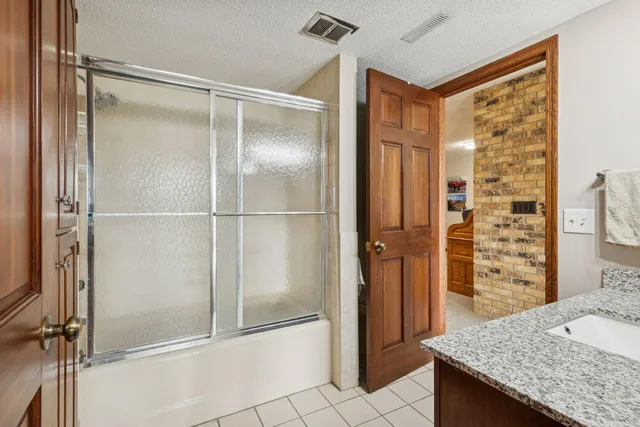 $569,900 | 15135 38th Avenue North, Plymouth, MN 55446