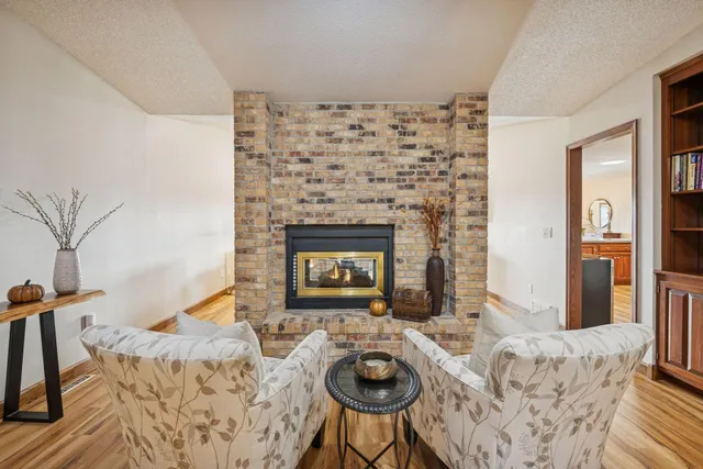 $569,900 | 15135 38th Avenue North, Plymouth, MN 55446