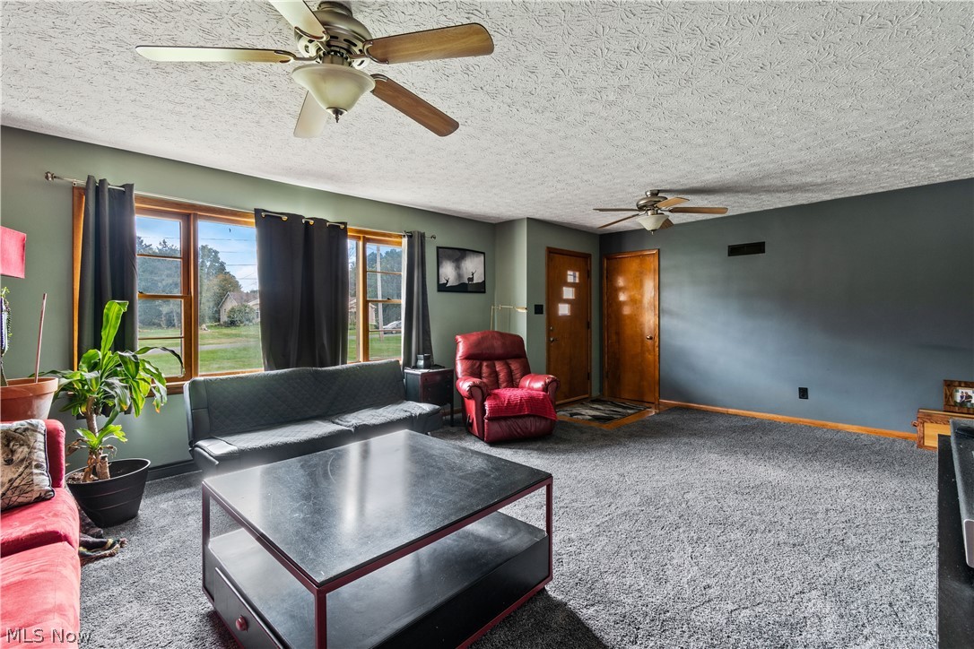 870 Mills Road Wadsworth, OH 44281 - Photo 5 of 33 Gallery Image 5