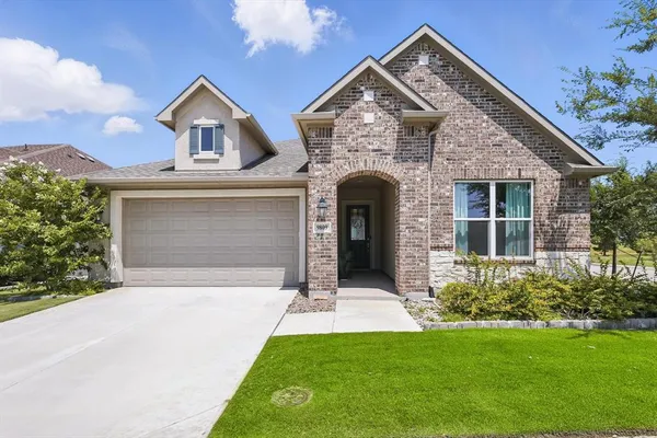 $530,000 | 9809 Salford Way, Denton, TX 76207