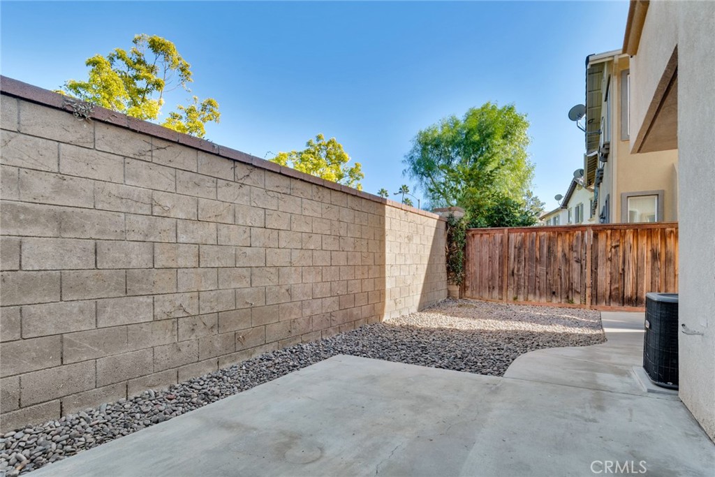4543 Riverscape Drive Riverside, CA 92505 - Photo 21 of 25 a view of entryway with a yard
