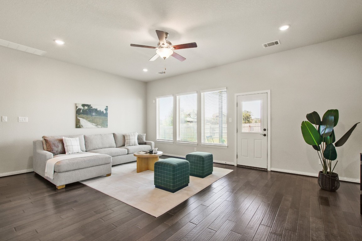 6831 Catania Loop Round Rock, TX 78665 - Photo 6 of 30