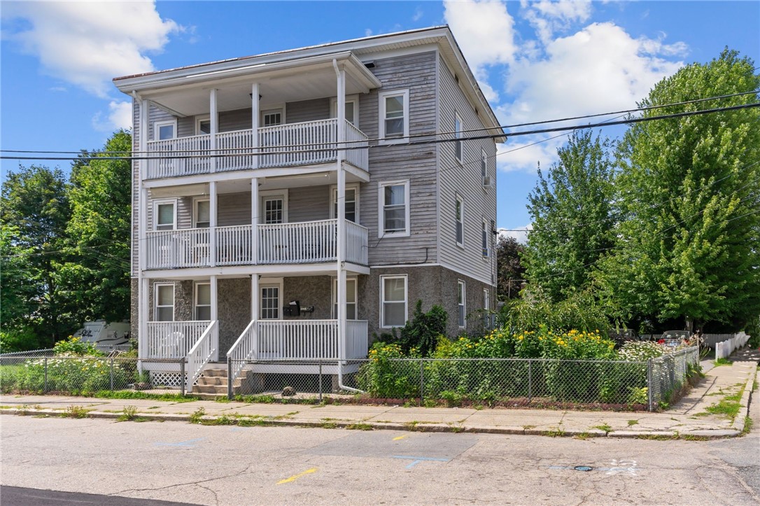 57 Pleasant Street Woonsocket, RI 02895 - Photo 4 of 33