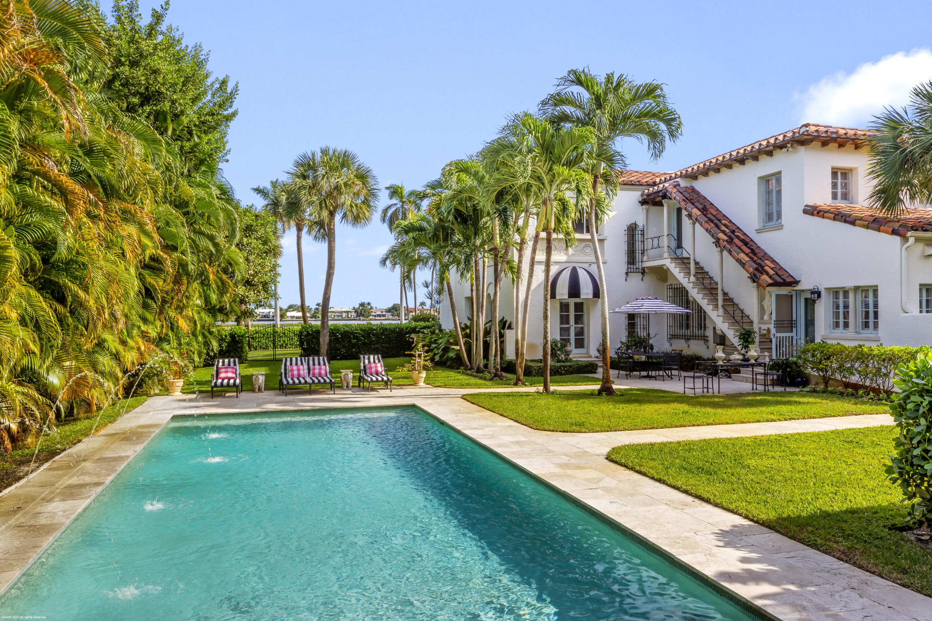 245 Valencia Road West Palm Beach, FL 33401 - Photo 28 of 39 245 Valencia Rd 041