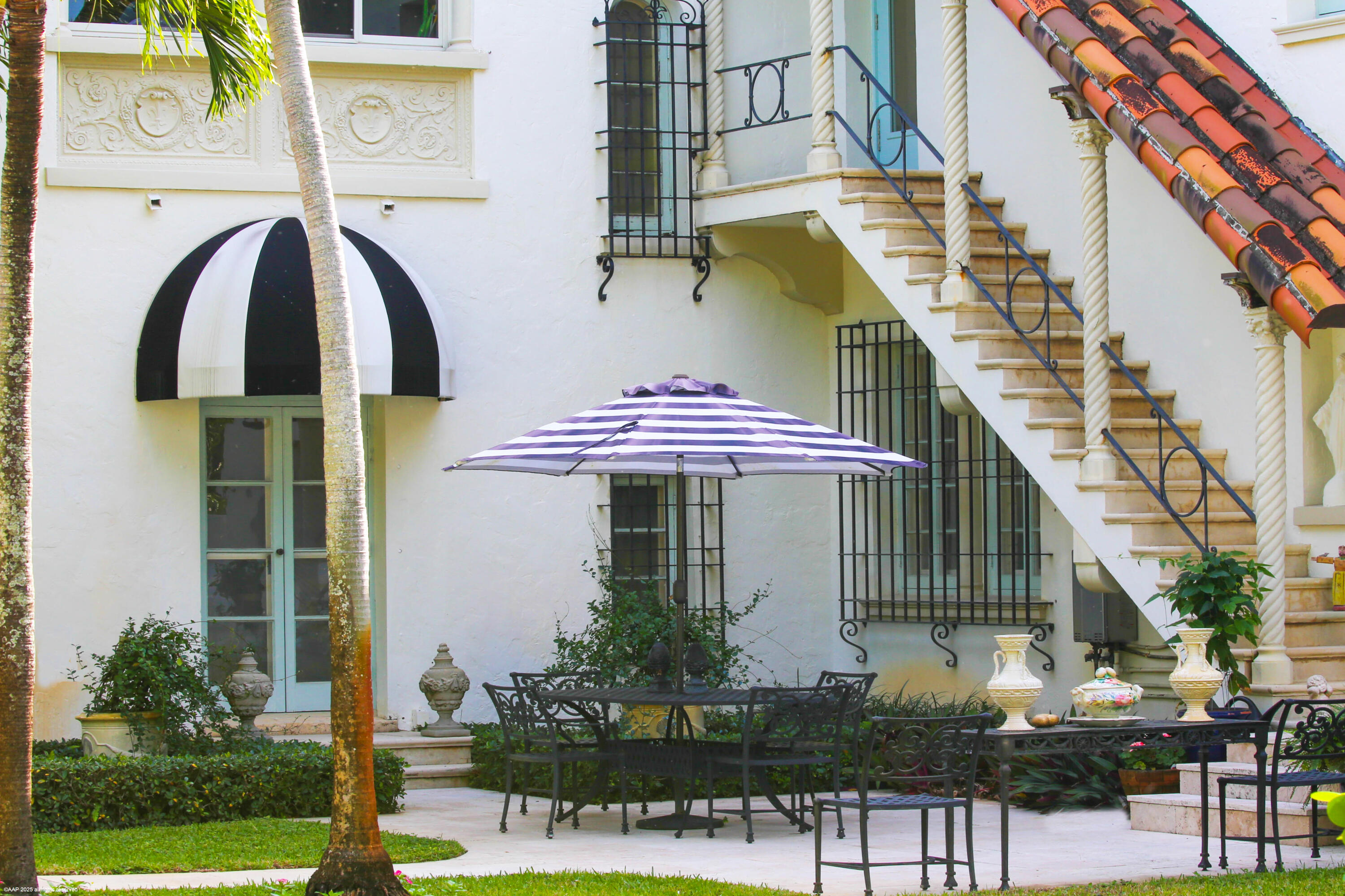 245 Valencia Road West Palm Beach, FL 33401 - Photo 37 of 39 245 Valencia Rd 058