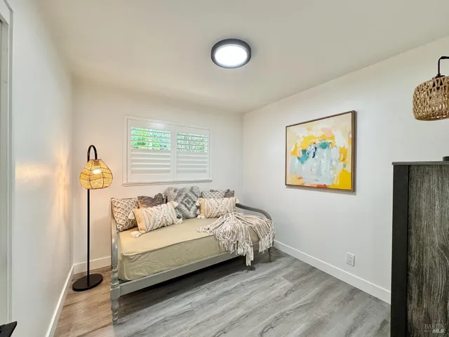 $799,000 | 2300 West Park Avenue, Napa, CA 94558