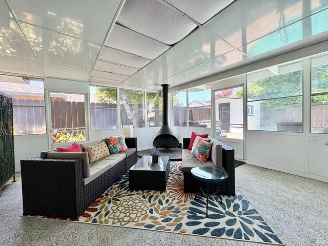 $799,000 | 2300 West Park Avenue, Napa, CA 94558