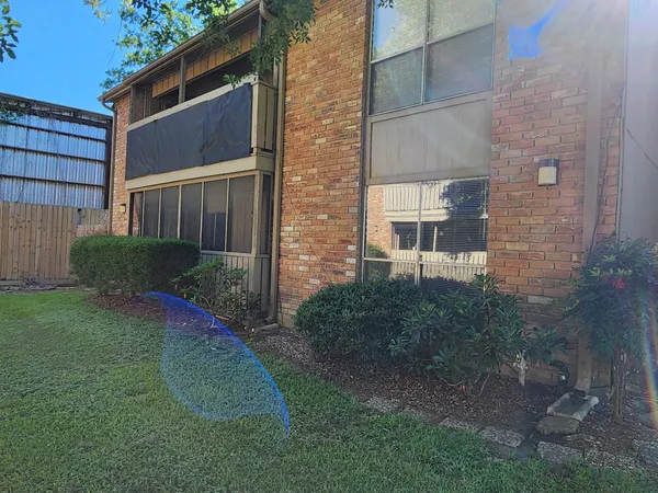 $1,225 | 5665 Birchmont Drive, Unit H, Houston, TX 77091