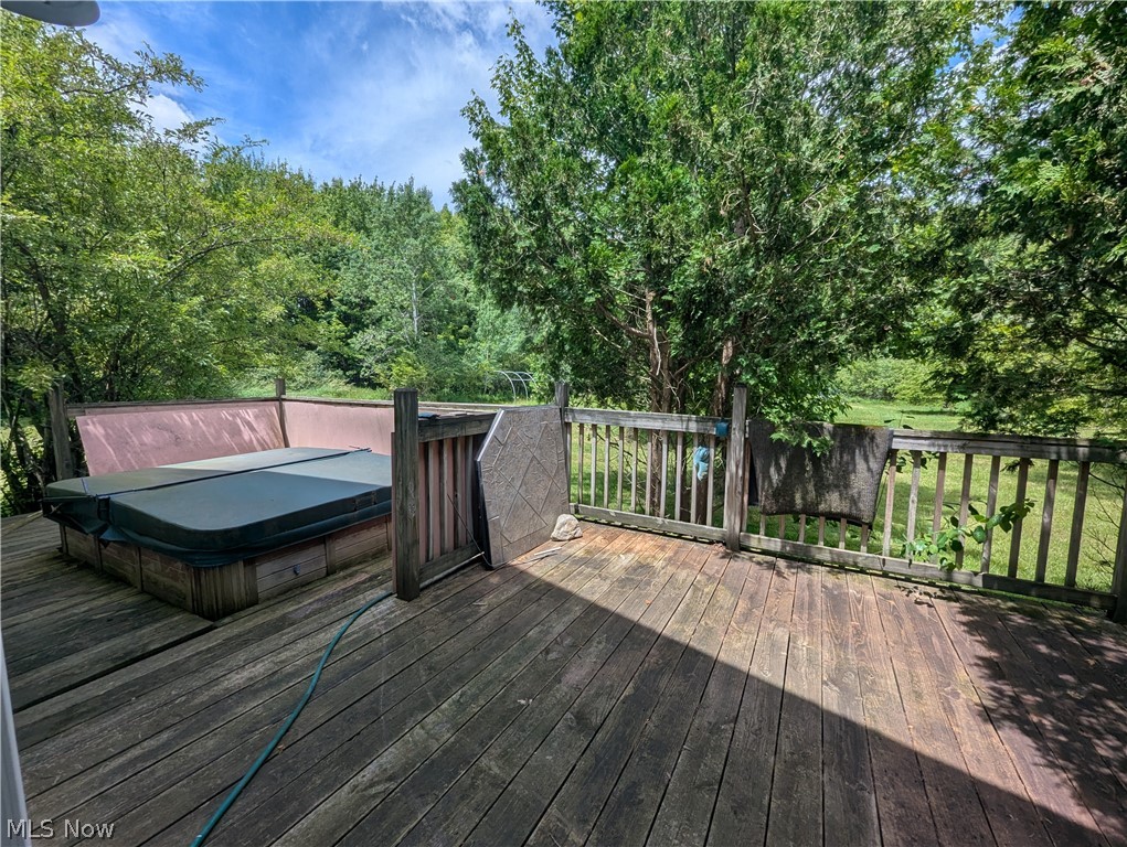 7394 Kniffen Road Painesville, OH 44077 - Photo 37 of 48 access from master bedroom