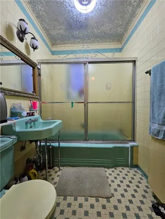 $1,160,000 | 2157 64th Street | Mapleton