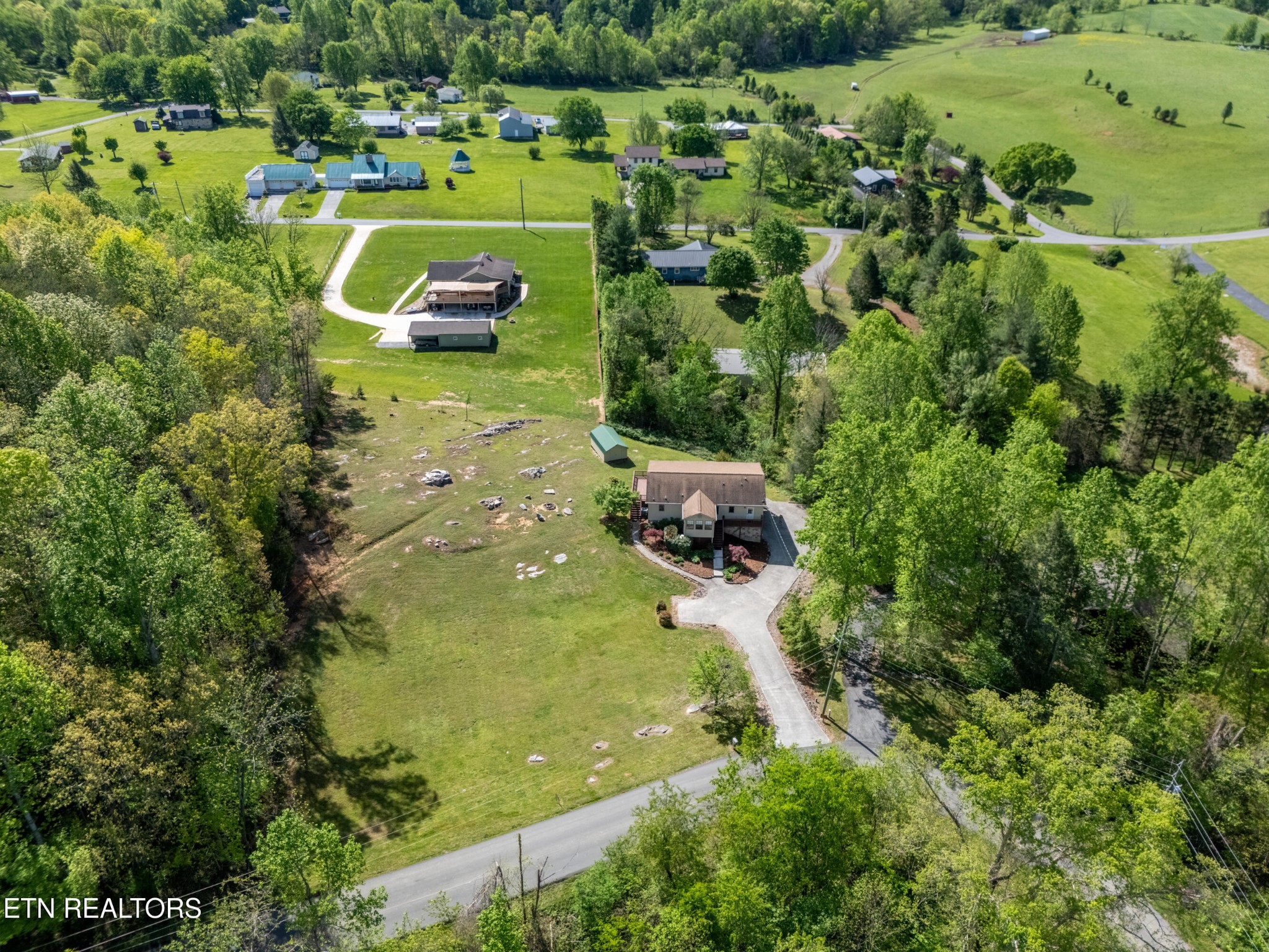 3375 Spring View Drive Sevierville, TN 37862 - Photo 48 of 52 Gallery Image 48