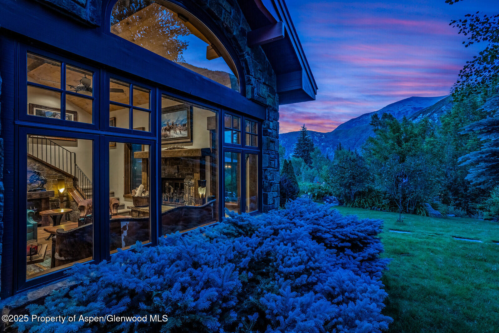 606 Dorais Way Redstone, CO 81623 - Photo 6 of 103 10_606_Dorais_Way010_mls