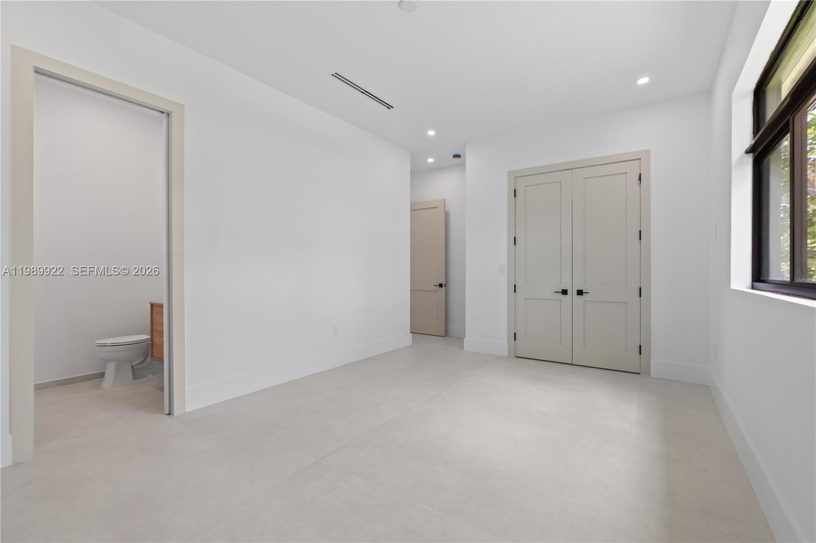 6221 Southwest 60th Street South Miami, FL 33143 - Photo 25 of 42 a view of empty room