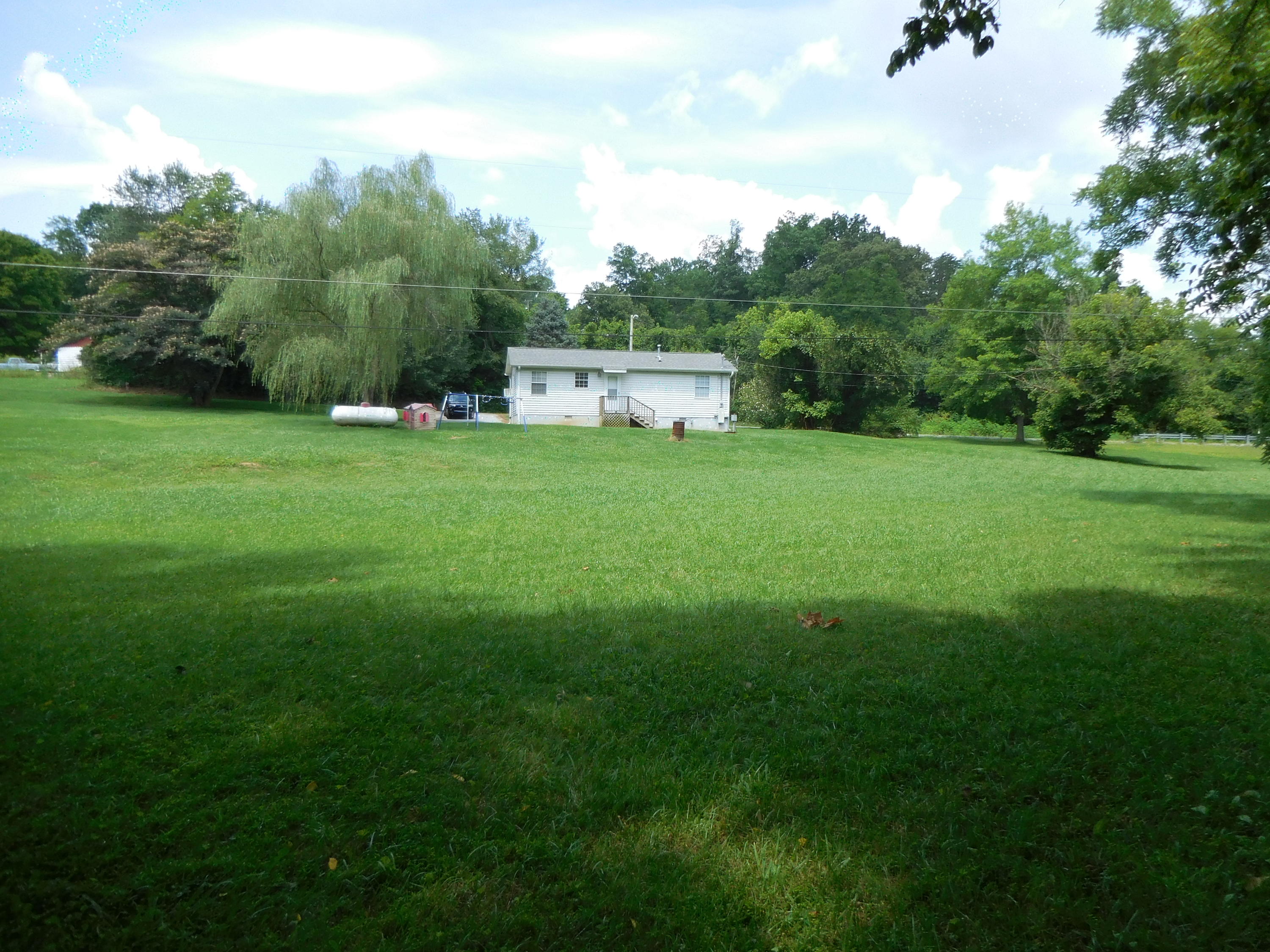 352 Front Street Luttrell, TN 37779 - Photo 22 of 23 2018-07-27 18.14.09