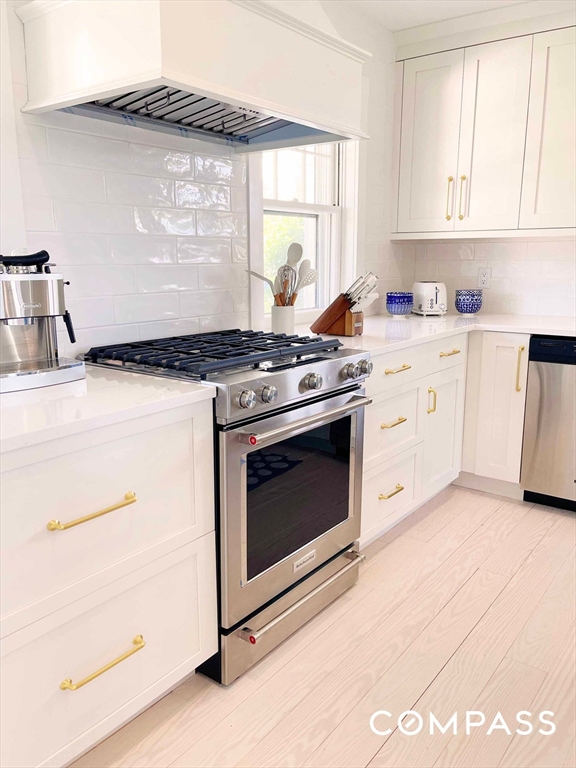 7 Packet Drive Nantucket, MA 02554 - Photo 12 of 31