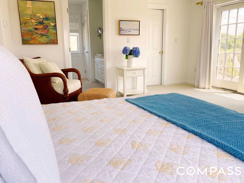 7 Packet Drive Nantucket, MA 02554 - Photo 6 of 31