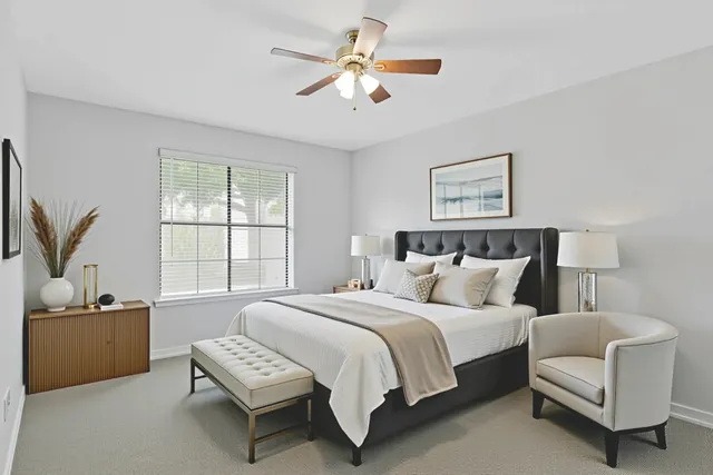 $2,400 | 452 Harrison Court, Vernon Hills, IL 60061