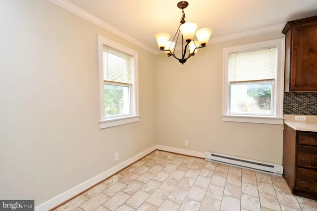 $1,750 | 500 East Main Street, Berryville, VA 22611