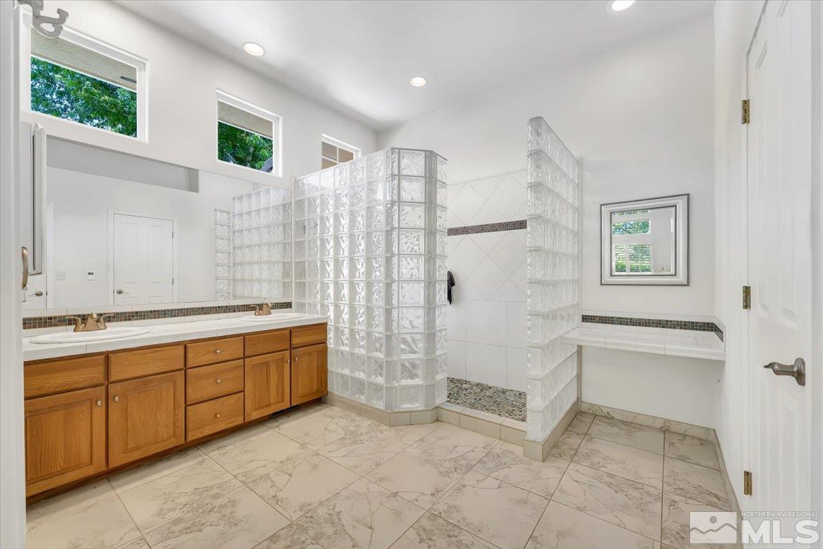 7215 Cheltenham Way Reno, NV 89502 - Photo 20 of 40 Photo 20