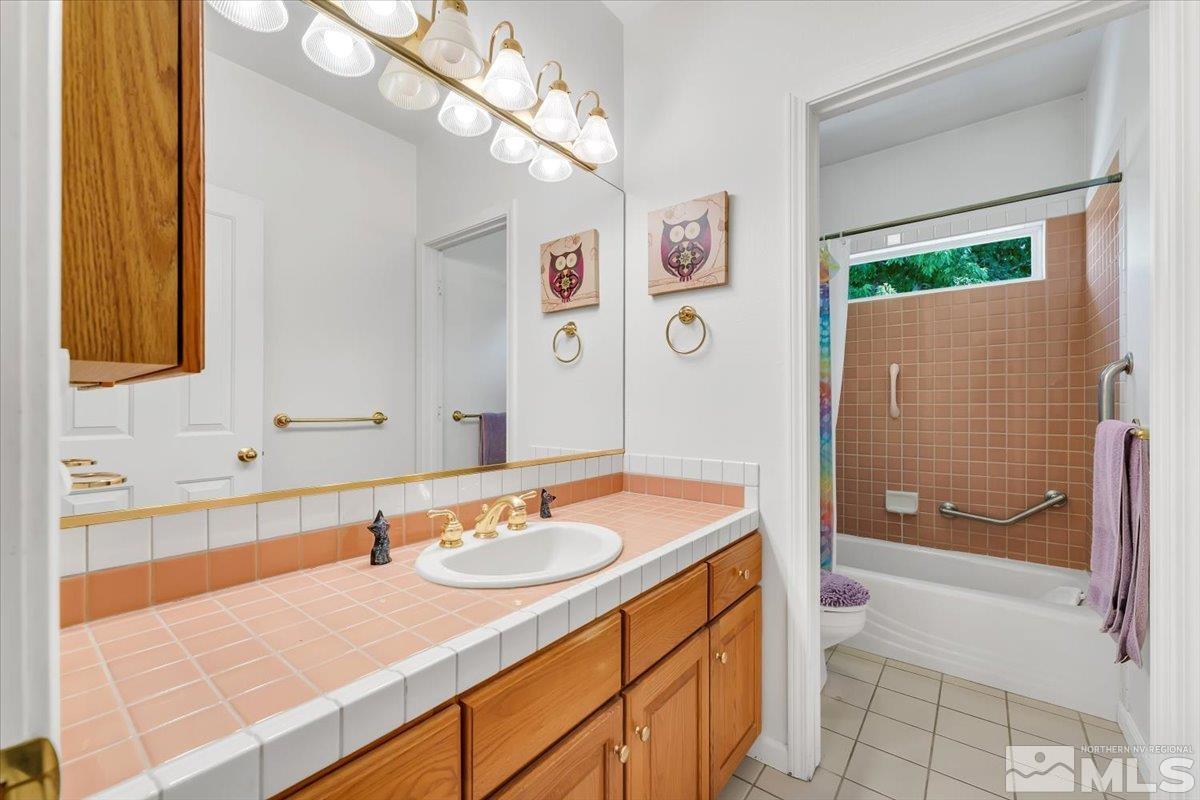 7215 Cheltenham Way Reno, NV 89502 - Photo 23 of 40 Photo 23