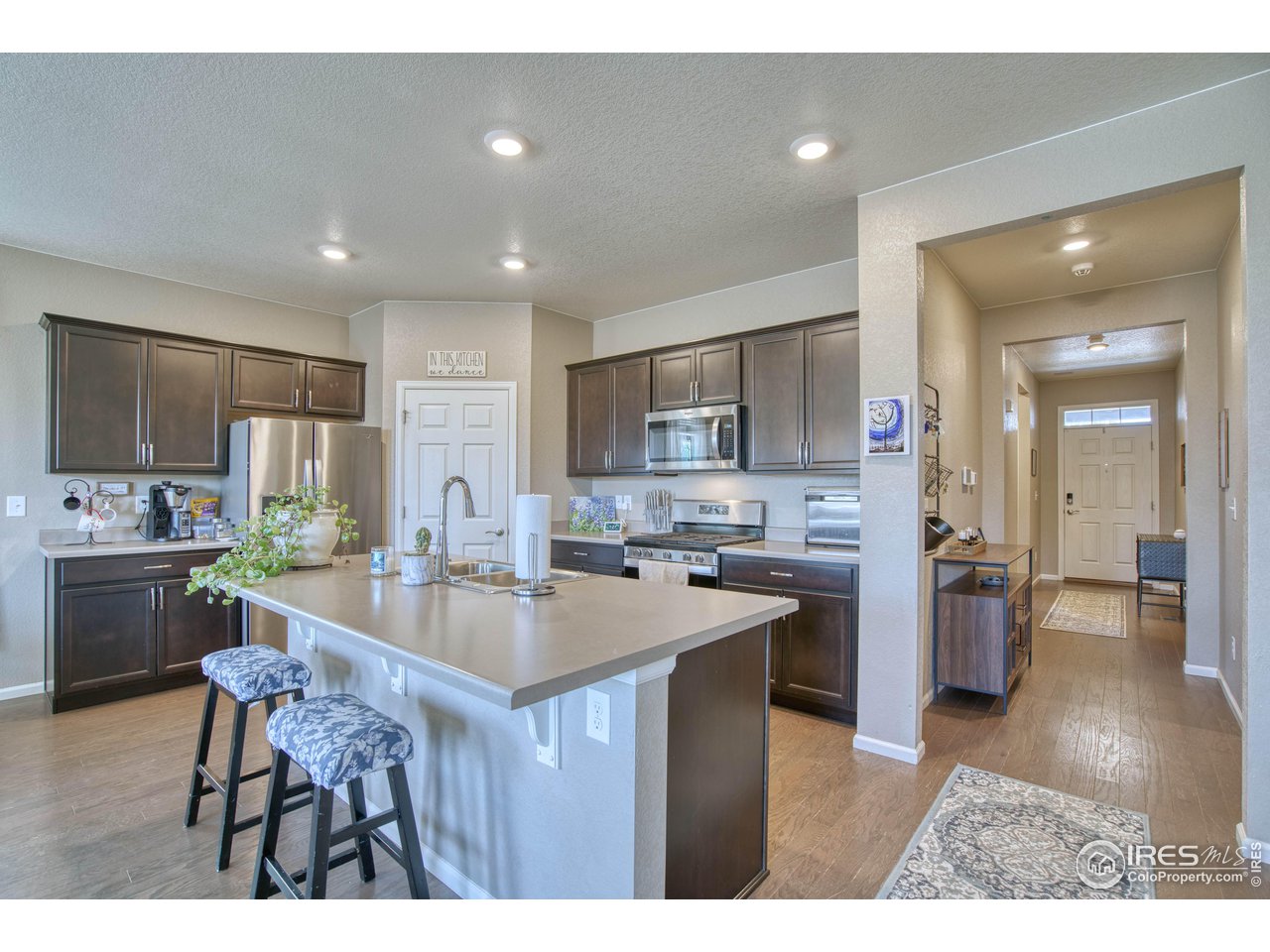 7215 Clarke Drive Frederick, CO 80530 - Photo 2 of 21 Kitchen