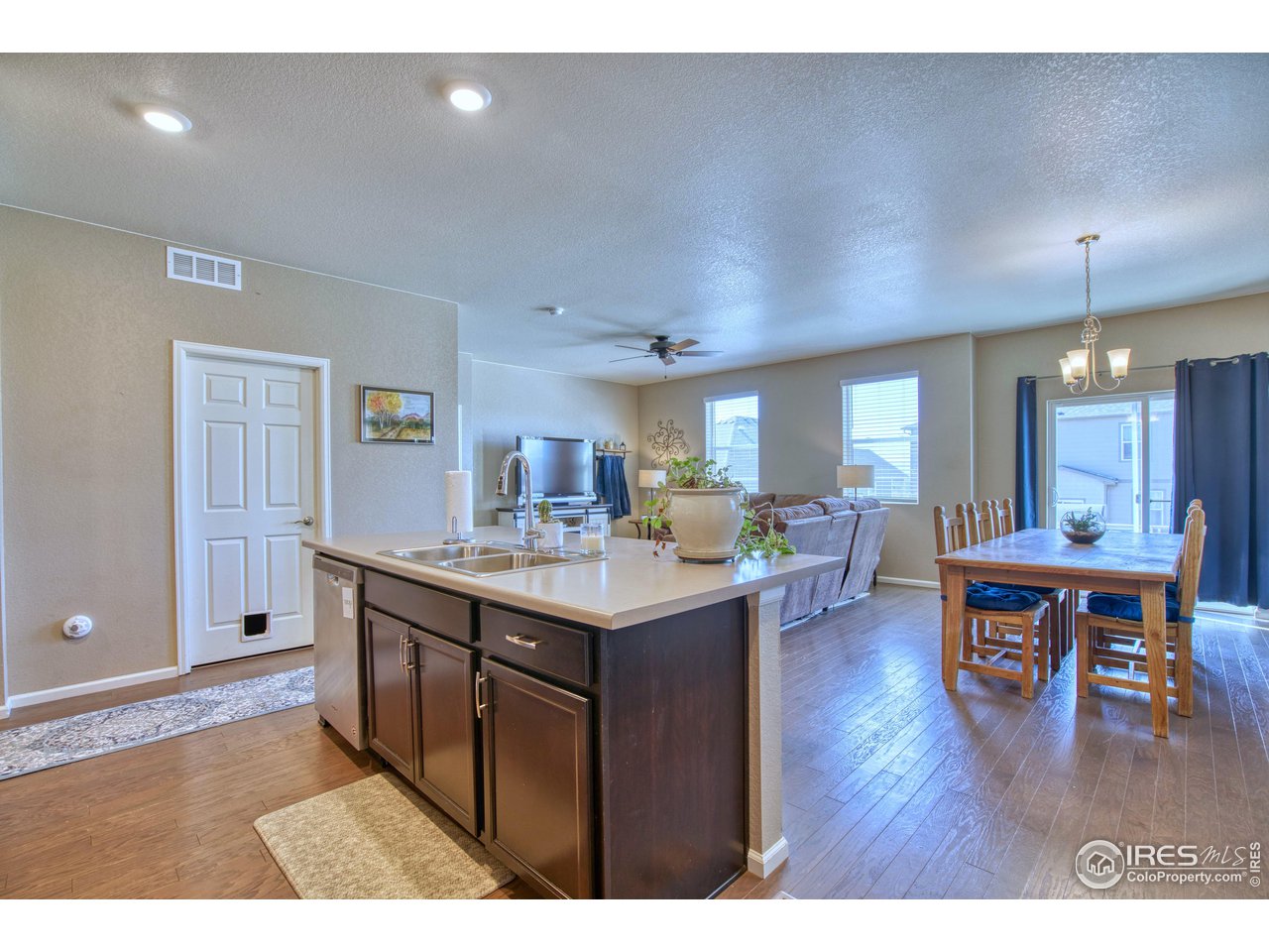 7215 Clarke Drive Frederick, CO 80530 - Photo 3 of 21 Kitchen Island!