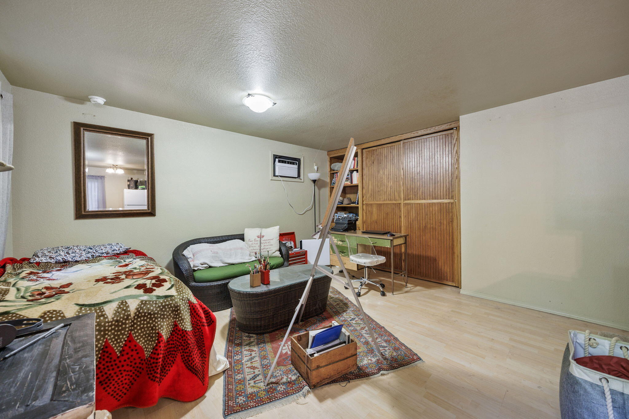 75 Wimer Street Ashland, OR 97520 - Photo 41 of 44 a bed room with a bed and a table