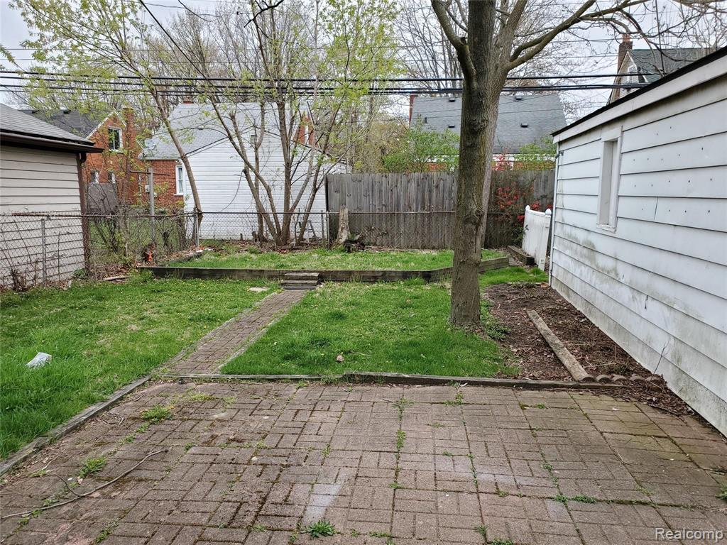 10044 Inkster Road Redford, MI 48239 - Photo 2 of 16