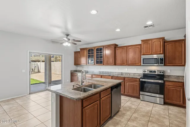 a picture of a wall with a white wall and white walls