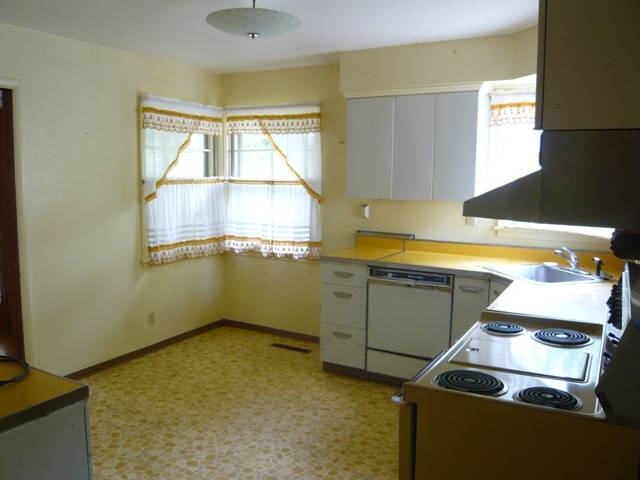 3303 North Vista Road Spokane, WA 99212 - Photo 5 of 9
