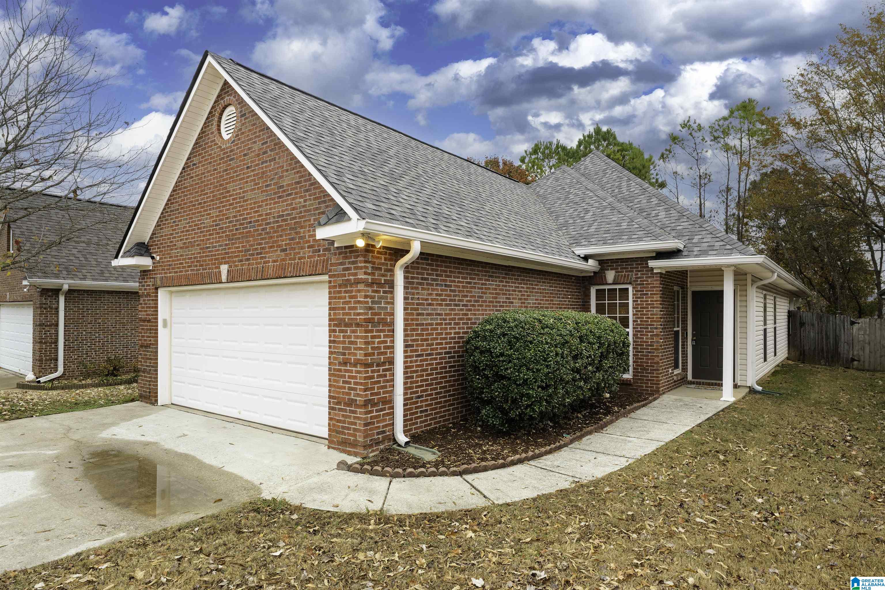 122 High Ridge Trace Pelham, AL 35124 - Photo 2 of 20