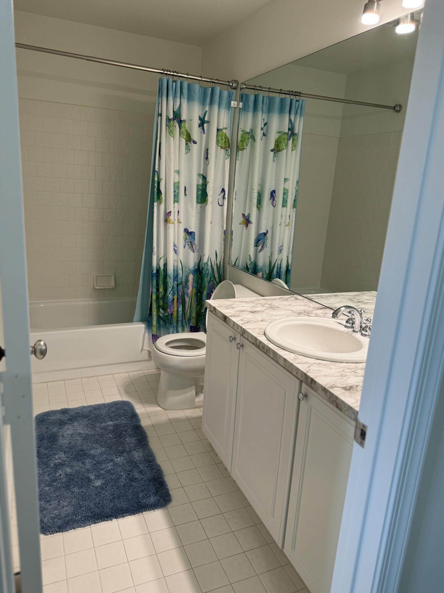 5411 Grand Park Place Boca Raton, FL 33486 - Photo 17 of 18 2nd bathroom