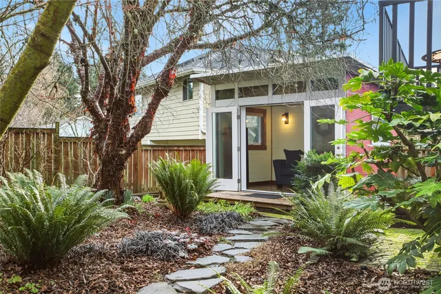 $878,500 | 3929 205th Place Southwest, Lynnwood, WA 98036