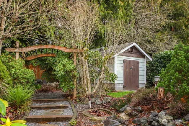 $878,500 | 3929 205th Place Southwest, Lynnwood, WA 98036