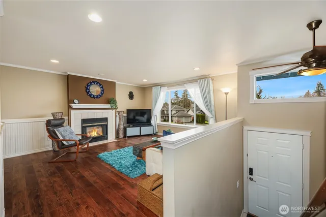 $878,500 | 3929 205th Place Southwest, Lynnwood, WA 98036