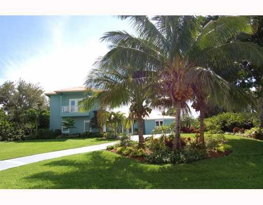 26 West High Point Road Sewall's Point, FL 34996 - Photo 1 of 8 Gallery Image 1