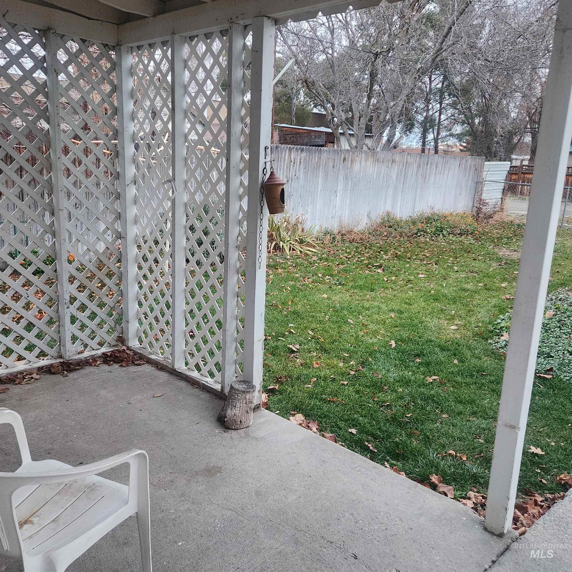 530 California Street Gooding, ID 83330 - Photo 27 of 30 View of patio