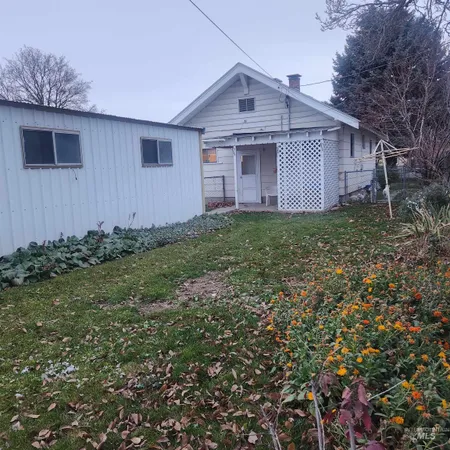 $187,000 | 530 California Street, Gooding, ID 83330