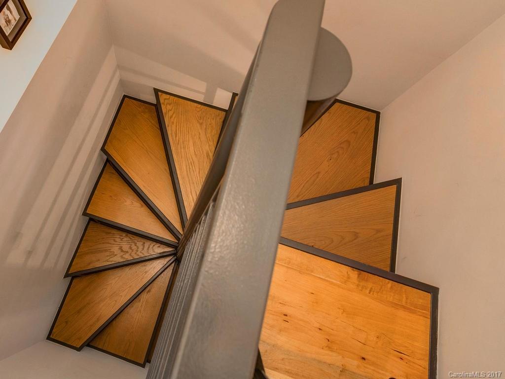198 Cherokee Road Asheville, NC 28804 - Photo 15 of 24 Gallery Image 15