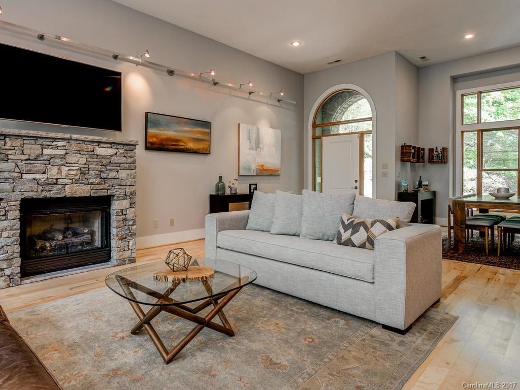 198 Cherokee Road Asheville, NC 28804 - Photo 3 of 24 Gallery Image 3