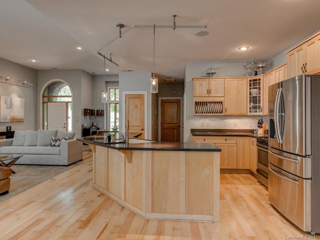 198 Cherokee Road Asheville, NC 28804 - Photo 5 of 24 Gallery Image 5