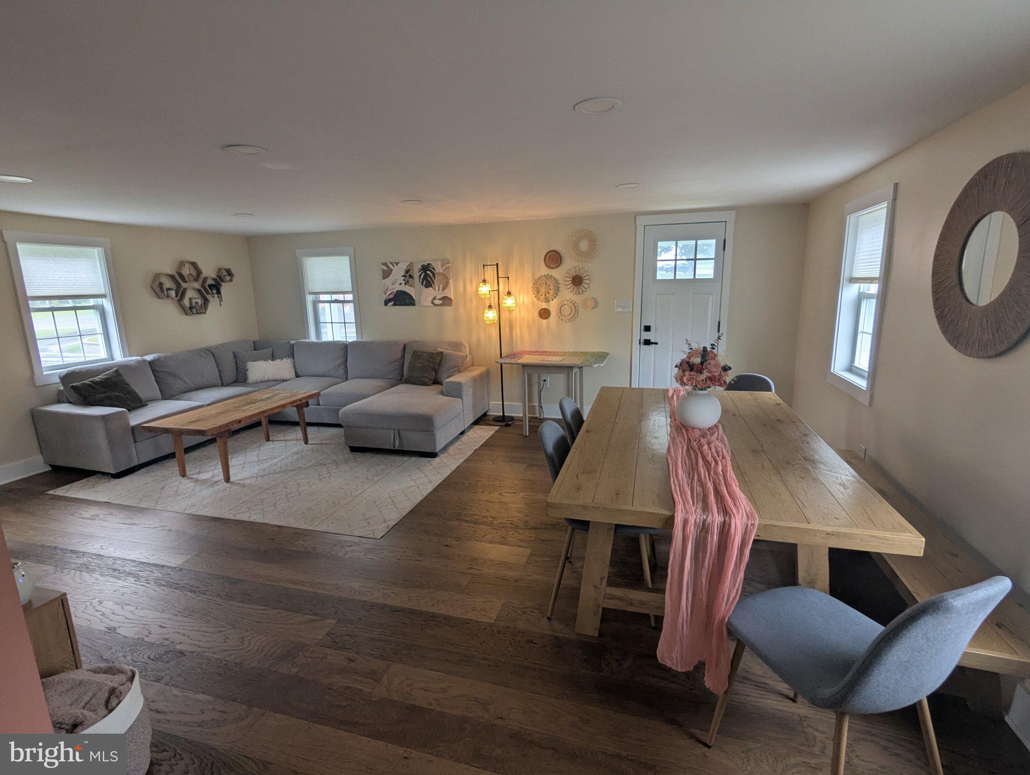 928 Goodyear Road Gardners, PA 17324 - Photo 6 of 33 Bright and inviting open space.