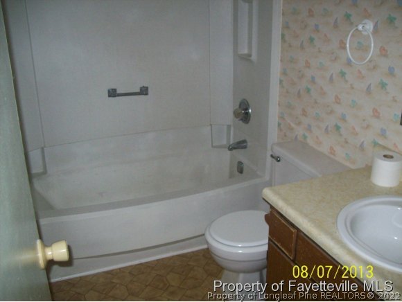 3314 Arrowhead Road Spring Lake, NC 28390 - Photo 7 of 9 Gallery Image 7